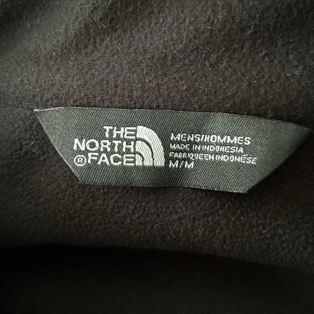 The North Face Softshell Jacket Mens Medium Black Full Zip Windbreaker Outdoor